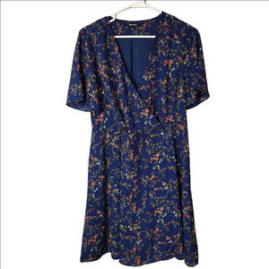 Madewell Amaranth Wrap Dress in Moonless Floral Size 4 short sleeve